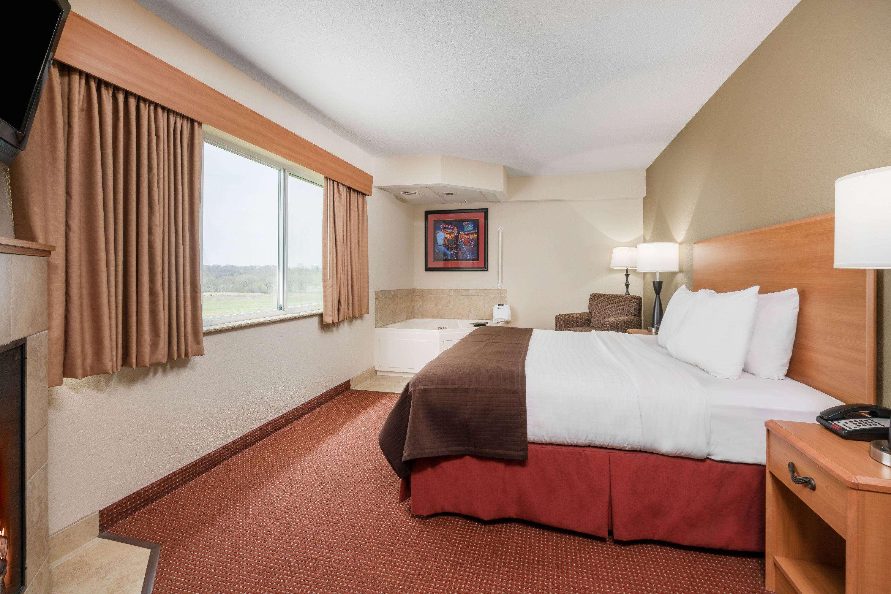 Americinn By Wyndham Anamosa Exterior photo
