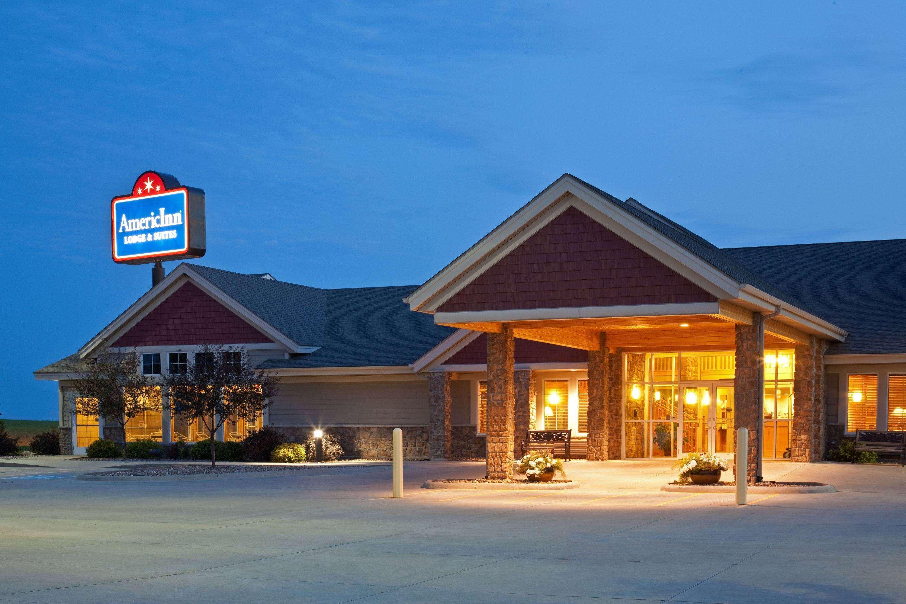 Americinn By Wyndham Anamosa Exterior photo